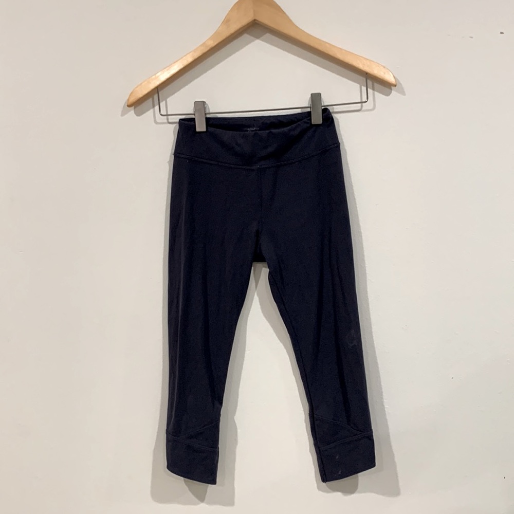 Athleta crop leggings